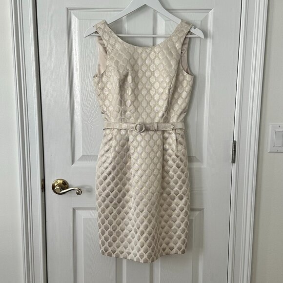 White House Black Market Dresses & Skirts - WHBM Champagne Metallic Diamond Jacquard Sheath Dress Sz 2